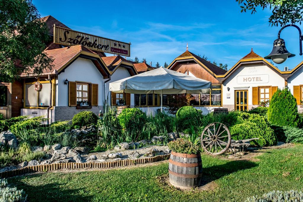 Hotel Vineyard Inn - Szoloskert Nagykanizsa Exterior photo